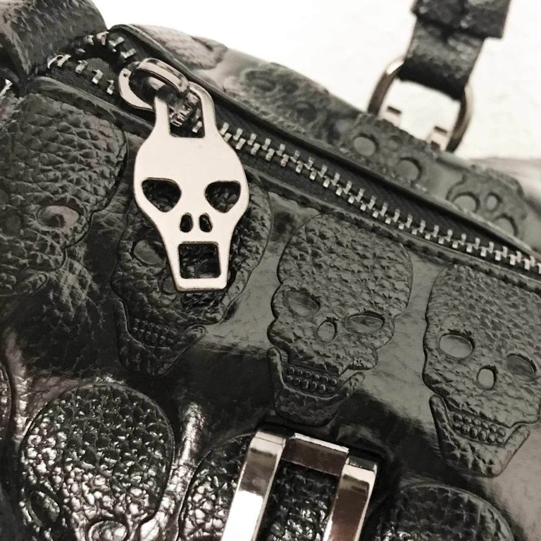 Grosse Tasche schwarz Totenkopf Monogram Gothic Punk Bag Skull Shopper
